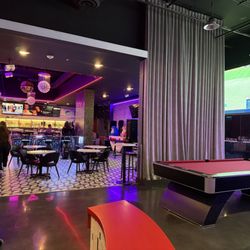 Olympic Golf Zone - Interior