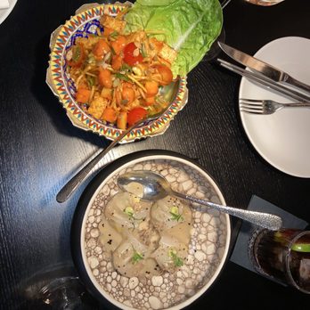 AIMY - Papaya salad and veggie dumplings - Thai Near Me - Munich, BY AIMY - Papaya salad and veggie dumplings - Thai Near Me - Munich, BY
