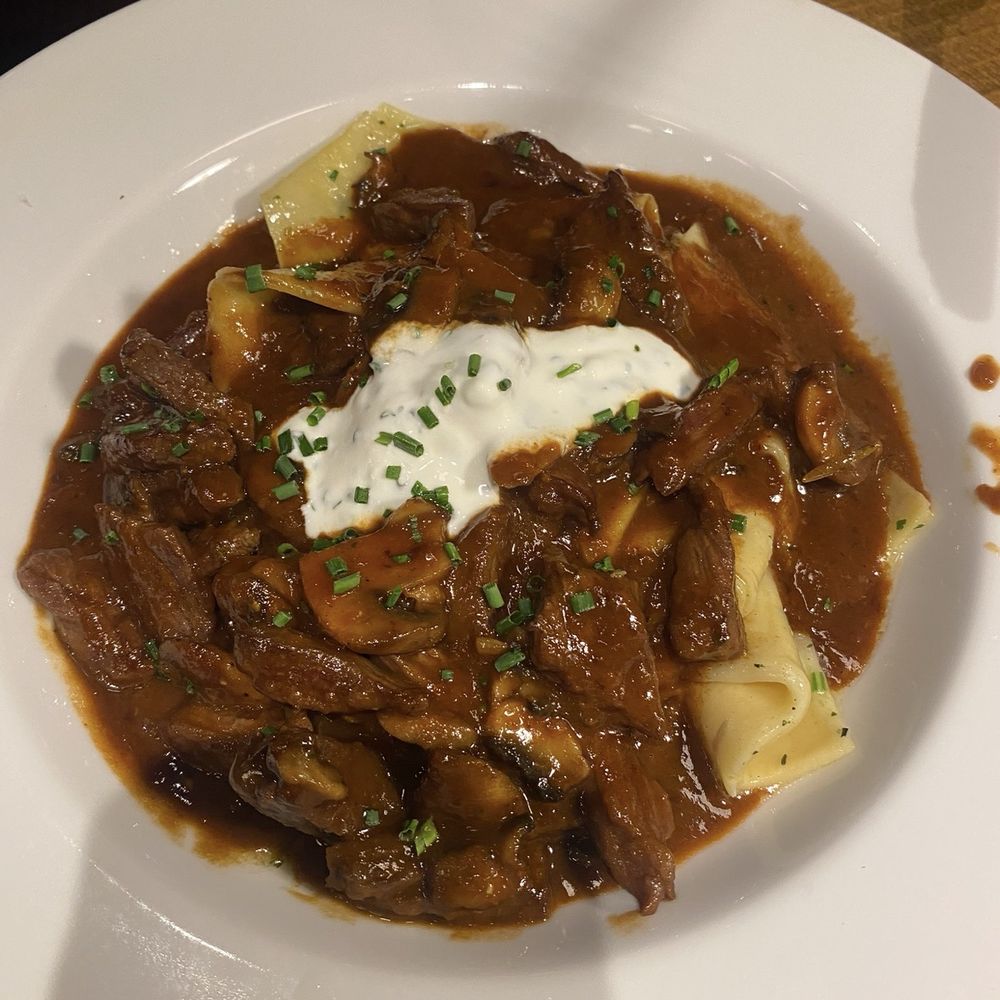 Market Tavern - Beef Stroganoff - New American Near Me - Lodi, California