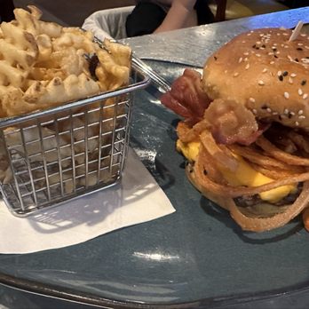 September’s Taproom & Eatery - Western BBQ Burger with Criss Cut Fries - Sports Bars Near Me - Rialto, California September’s Taproom & Eatery - Western BBQ Burger with Criss Cut Fries - Sports Bars Near Me - Rialto, California