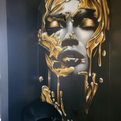 Lush Cafe And Lounge