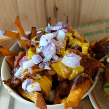 Next Level Burger - Chili chez sweets! - Burgers Near Me - Concord, California