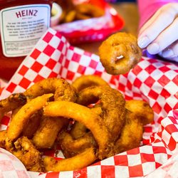 Paul's Place Sandwich Shop - Onion rings