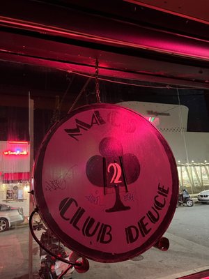 Mac's Club Deuce by null