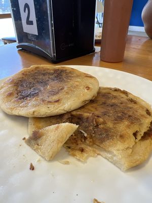 EL ARCO PUPUSAS Restaurant by null