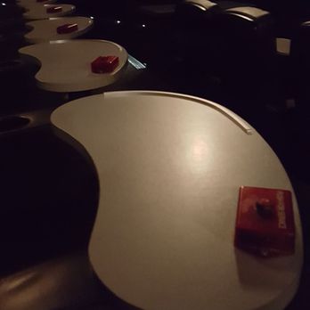 Studio Movie Grill - American Near Me - Wheaton, Illinois