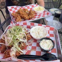 Curry wings with onion sauce Curry wings with onion sauce