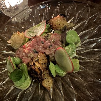 St Lawrence Restaurant - Tartare de boeuf - French Near Me - Vancouver, British Columbia