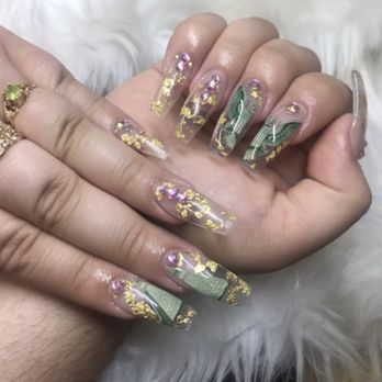 Classy Nail Spa - Nail Salons Near Me - Alameda, California