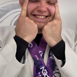 GENTLE ART STUDIO - LOTUS CLUB BRAZILIAN JIU JITSU