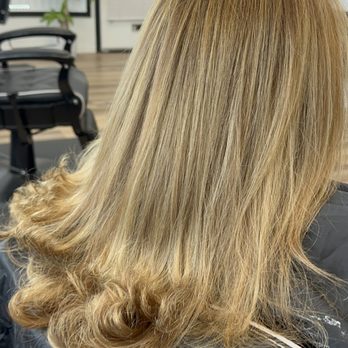 Strong Magnolia - Barbers Near Me - Long Beach, California Strong Magnolia - Barbers Near Me - Long Beach, California