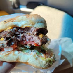 Roake's - Double cheeseburger