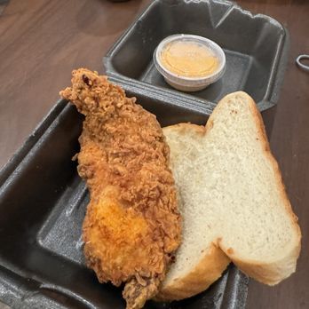 Dave's Hot Chicken - Chicken Shop Near Me - Richardson, Texas