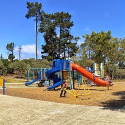 Via Paraiso Park - Playground