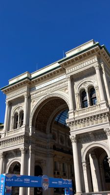 Piazza del Duomo by null