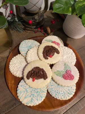 Crown Town Cakes by null