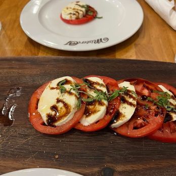 Mister O1 Extraordinary Pizza Dr Phillips - Caprese - Italian Near Me - Orlando, Florida Mister O1 Extraordinary Pizza Dr Phillips - Caprese - Italian Near Me - Orlando, Florida