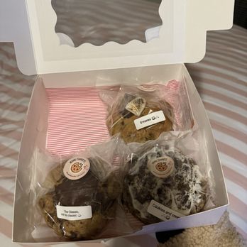 Manu Sweets - Third order They were ALL AMAZING - Desserts Near Me Manu Sweets - Third order They were ALL AMAZING - Desserts Near Me