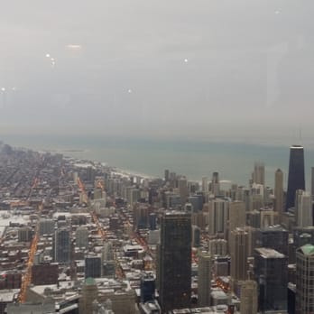 Willis Tower - Here looking at the north part of downtown - Landmarks & Historical Buildings Near Me - Chicago, Illinois Willis Tower - Here looking at the north part of downtown - Landmarks & Historical Buildings Near Me - Chicago, Illinois