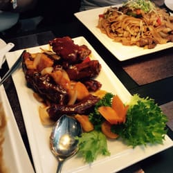 Golden Leaf Ravintola - 蜜汁排骨