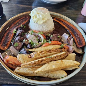Mishqui Peruvian Bistro - Middleton - Lomo saltado - Peruvian Near Me - Middleton, Wisconsin Mishqui Peruvian Bistro - Middleton - Lomo saltado - Peruvian Near Me - Middleton, Wisconsin