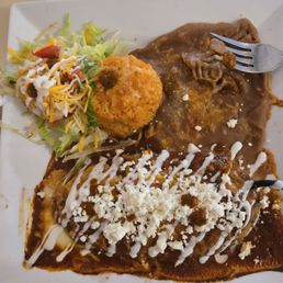 Chili relleno, beans and rice Chili relleno, beans and rice