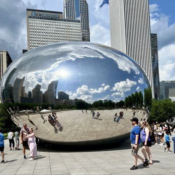 Cloud Gate - The bean - Public Art Near Me - Chicago, Illinois Cloud Gate - The bean - Public Art Near Me - Chicago, Illinois