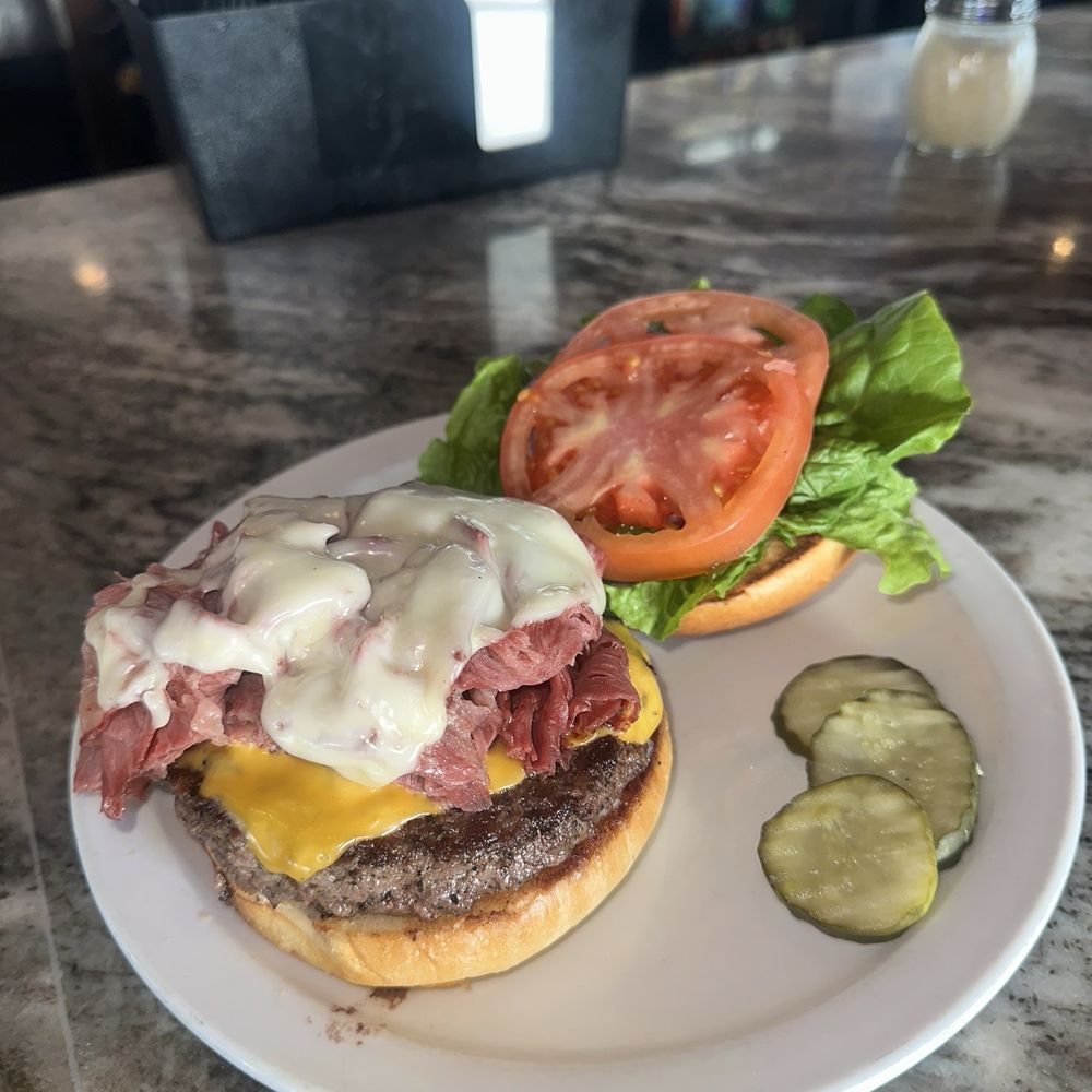 Milestone Grill - Gastropubs Near Me - Eastpointe, Michigan