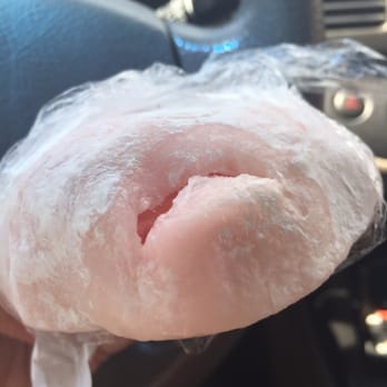 Kogetsu-do - Strawberry mochi - Shaved Ice Near Me - Fresno, California