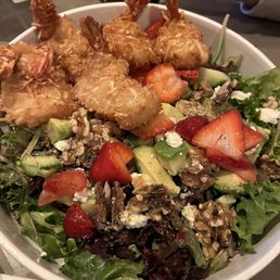 Delicious salad with coconut shrimp Delicious salad with coconut shrimp