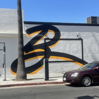 Beignet Spot - Outside Decoration! B! - Coffee & Tea Near Me - Riverside, California