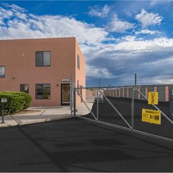 Extra Space Storage - Security Screens