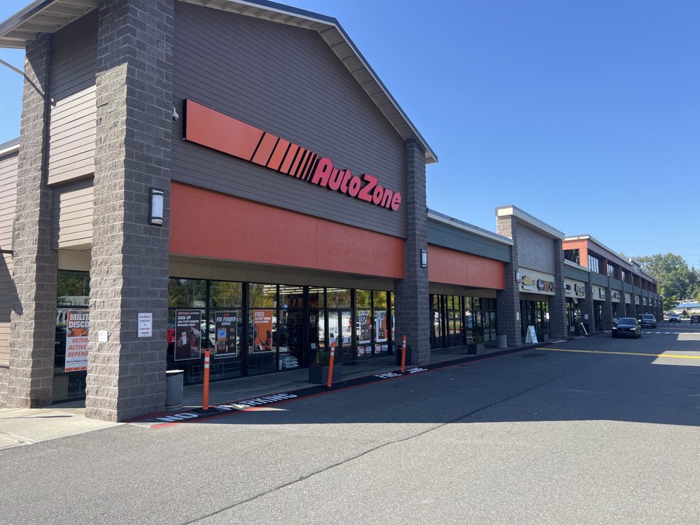 AUTOZONE Updated September 2024 43 Reviews 15015 Main St