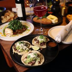 ZORI Restaraunt & Bar - Taco