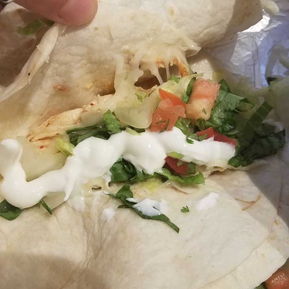 El Pariente Mexican Grill - Tacos Near Me - White Bear Lake, Minnesota