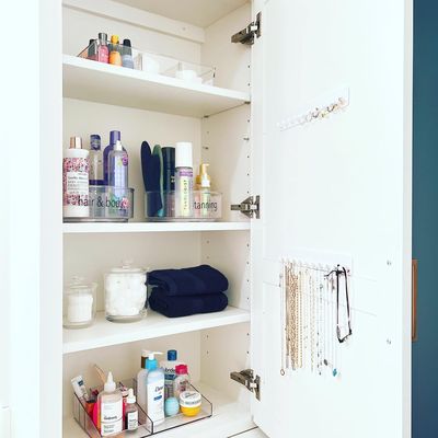 Before and Afters - Home organizing for: Pantry, Kitchen, Closets, Bathroom, Craft Room, Laundry Room, Children’s Playroom, Home Office, Work Office, Garage, Businesses, and Bedroom.
Call now for a free introductory call or to schedule your in person consult. Before and Afters - Home organizing for: Pantry, Kitchen, Closets, Bathroom, Craft Room, Laundry Room, Children’s Playroom, Home Office, Work Office, Garage, Businesses, and Bedroom.
Call now for a free introductory call or to schedule your in person consult.