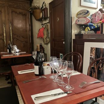 Le Mesturet - Bistros Near Me - Paris, 75 Le Mesturet - Bistros Near Me - Paris, 75