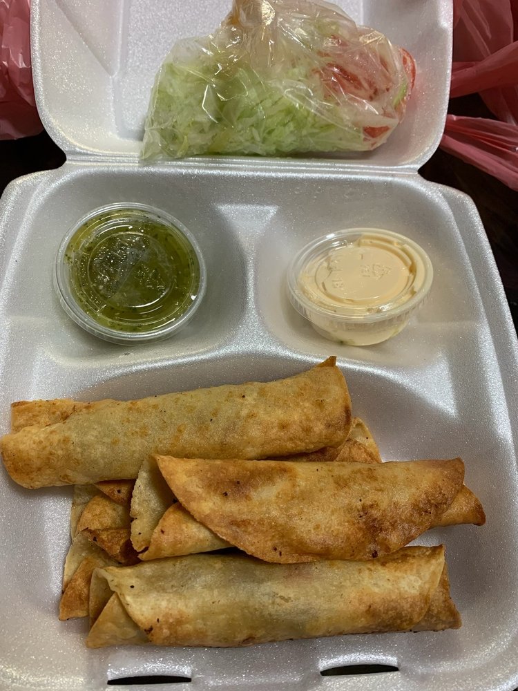 La Fiesta Bakery and Restaurant Logo