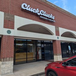 Cluck Clucks - Exterior