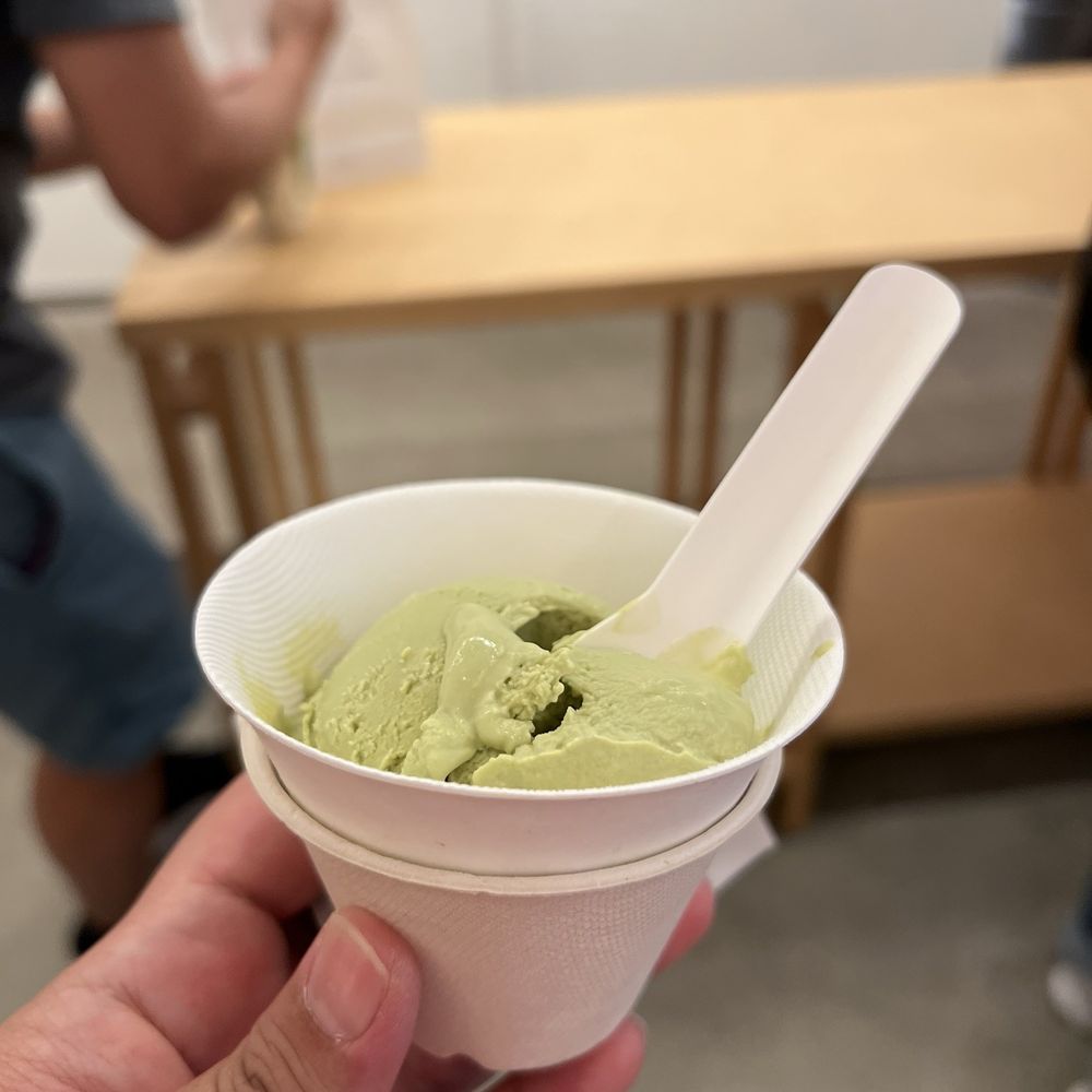 HeyTea TeaBar - Pistachio gardenia ice cream - Coffee & Tea Near Me - New York, New York