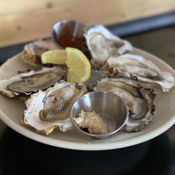 Broken Oar Oyster Bar - Oysters - Wine Bars Near Me - Homer, Alaska