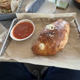 Calzone