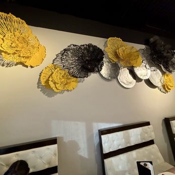 Salt and Pepper Indian Cuisine - Decor - Indian Near Me - High Point, North Carolina