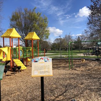 Willowcreek Park - Toddler Play Structure: Slide, climbing area, swings - Parks Near Me - Davis, California Willowcreek Park - Toddler Play Structure: Slide, climbing area, swings - Parks Near Me - Davis, California