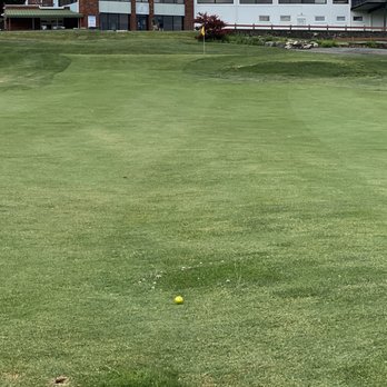 3 Lakes Golf Course - 18 - Golf Lessons Near Me - Pittsburgh, Pennsylvania