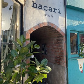 Bacari W 3rd - Breakfast & Brunch Near Me - Los Angeles, California