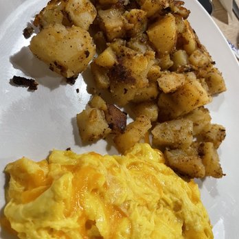 Original Pancake House - Home fries and scrambled eggs - Breakfast & Brunch Near Me - Edgewater, New Jersey