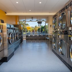Star Laundromat