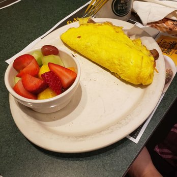 Metro Diner - Breakfast & Brunch Near Me - Venice, Florida