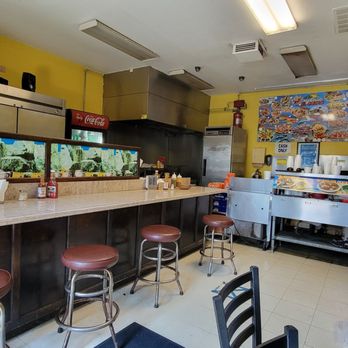 Mariscos El Guero - a kitchen with a fish tank - Mexican Near Me - Paramount, California Mariscos El Guero - a kitchen with a fish tank - Mexican Near Me - Paramount, California